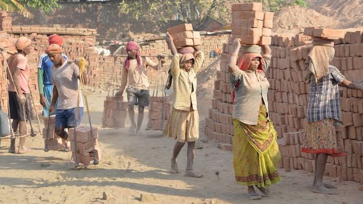 आज १३६औँ अन्तर्राष्ट्रिय श्रमिक दिवस – श्रमिक अधिकारको सम्मानमा समर्पित दिन